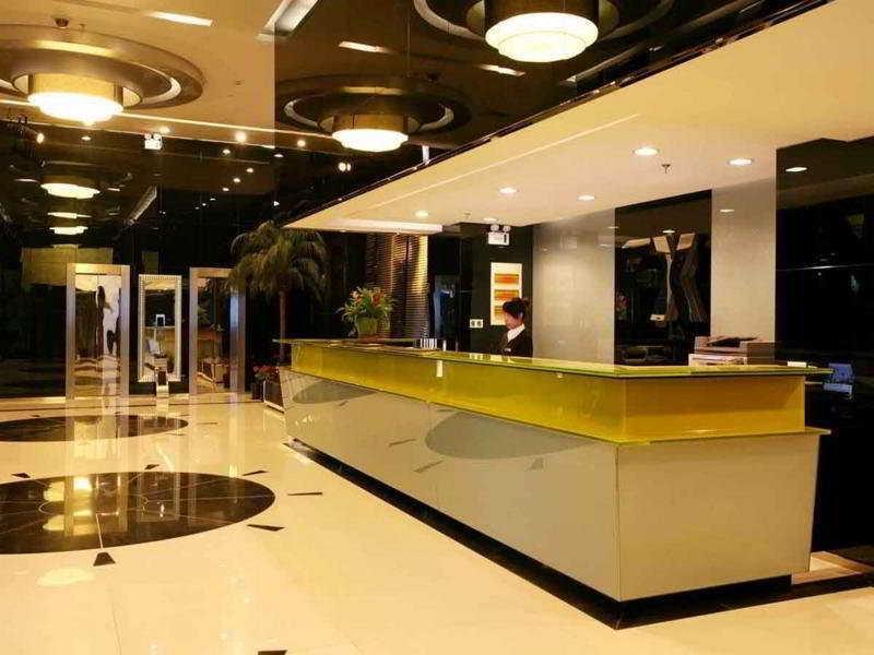 Ji Hotel Shanghai Lujiazui South Pudong Road Extérieur photo
