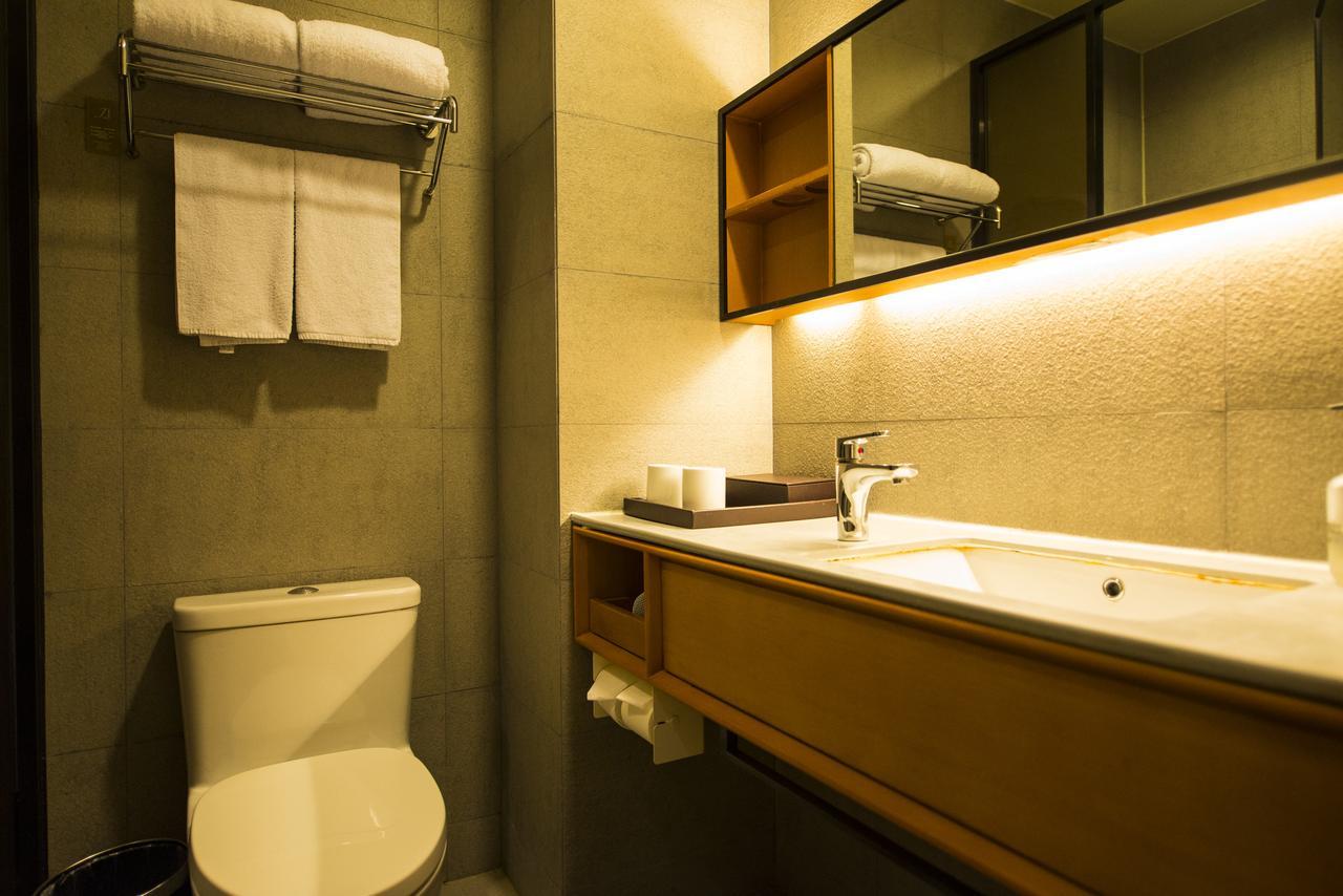Ji Hotel Shanghai Lujiazui South Pudong Road Extérieur photo