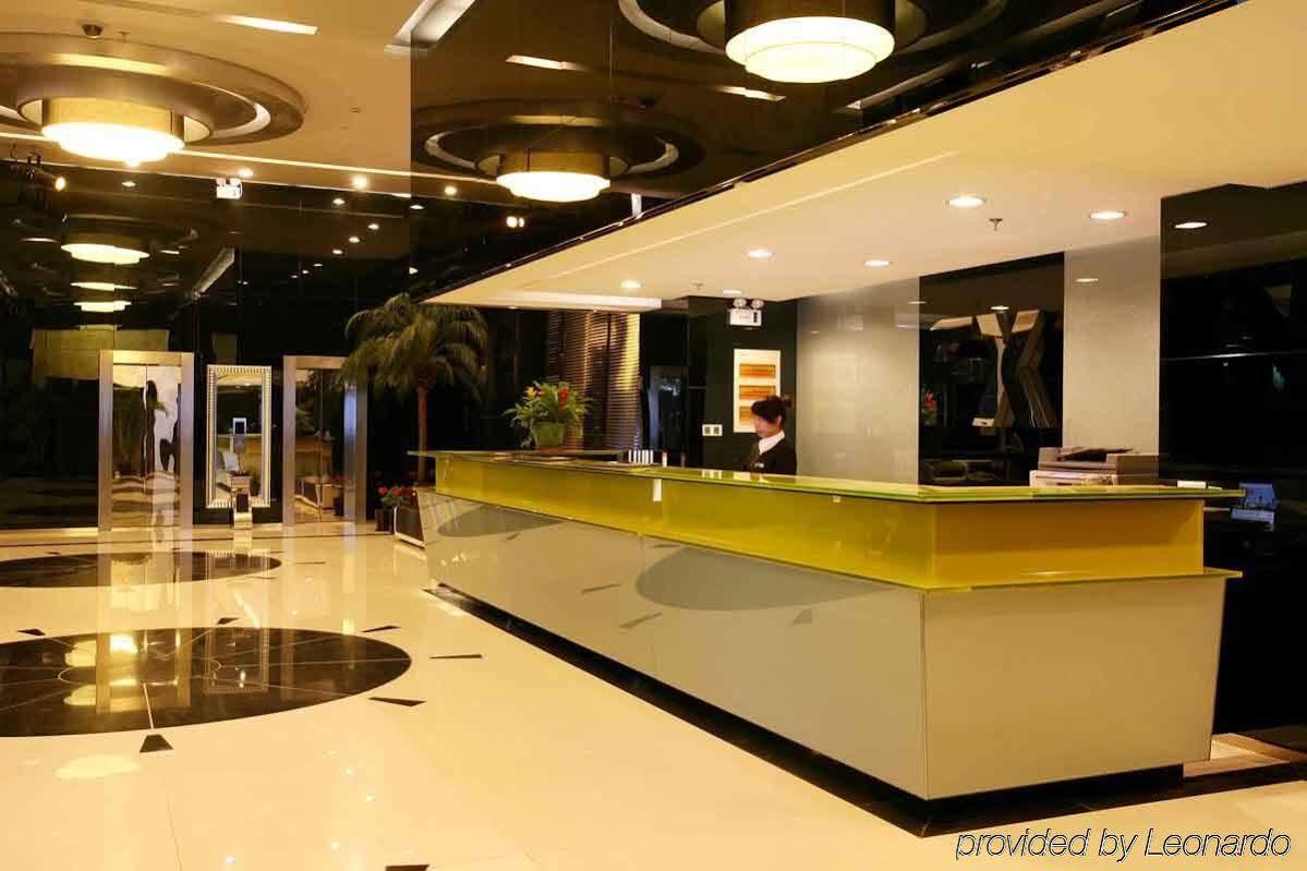 Ji Hotel Shanghai Lujiazui South Pudong Road Extérieur photo