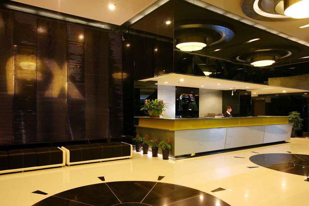 Ji Hotel Shanghai Lujiazui South Pudong Road Extérieur photo